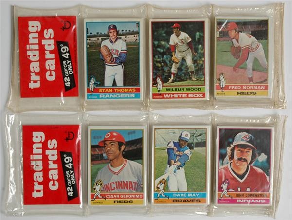 June 2005 Internet Auction - 1976 Topps Baseball Rack Packs (2)