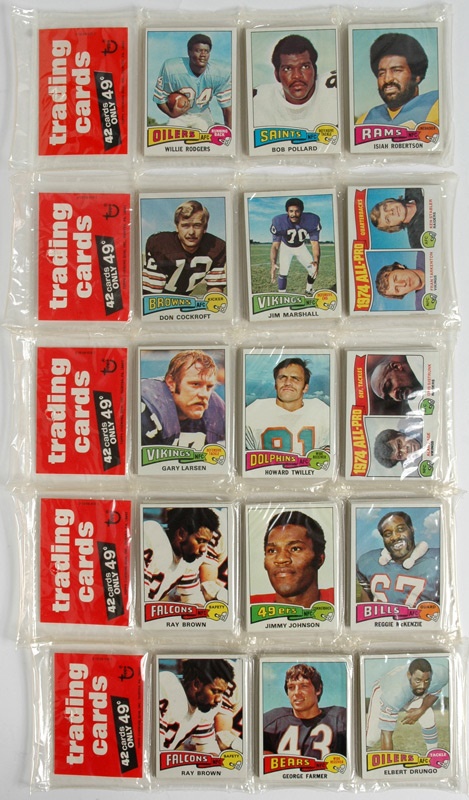 June 2005 Internet Auction - 1975 Topps Football Rack Packs (5)