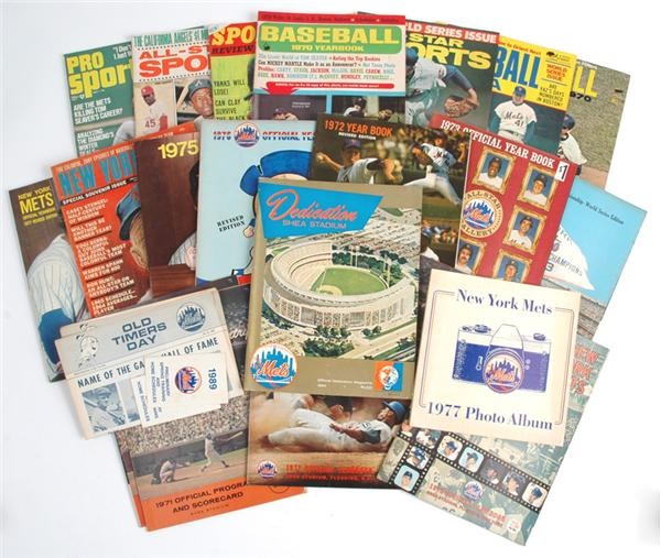 June 2005 Internet Auction - New York Mets Publication Collection with 1964 Shea Stadium Dedication (20+)