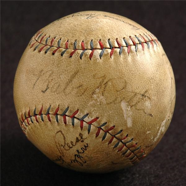 June 2005 Internet Auction - 1930 New York Yankees Autographed Baseball with Ruth & Gehrig
