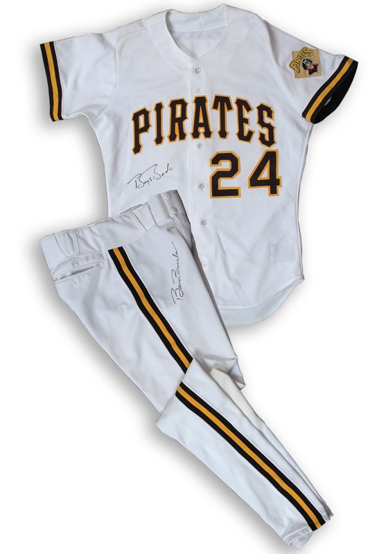 Barry Bonds - 1992 Barry Bonds Game Worn Pittsburgh Pirates Uniform.
