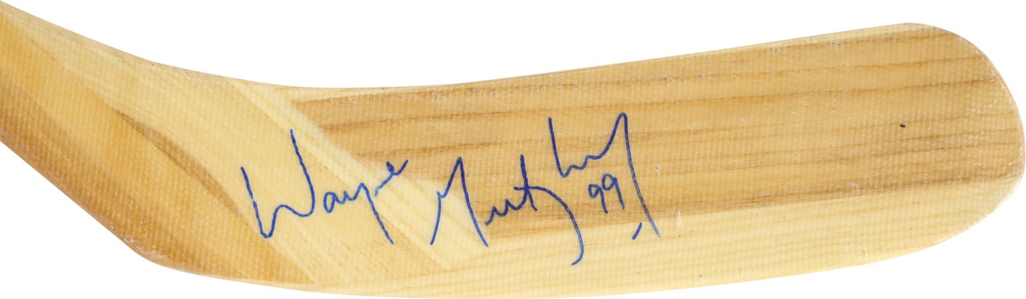 Hockey - 1998 Wayne Gretzky Signed Game Ready Stick