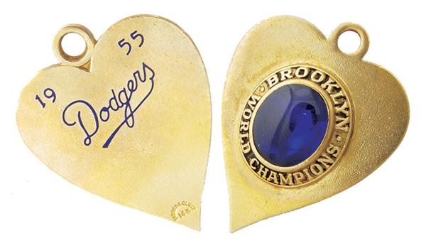 Jackie Robinson & Brooklyn Dodgers - 1955 Happy Felton Brooklyn Dodgers Charm