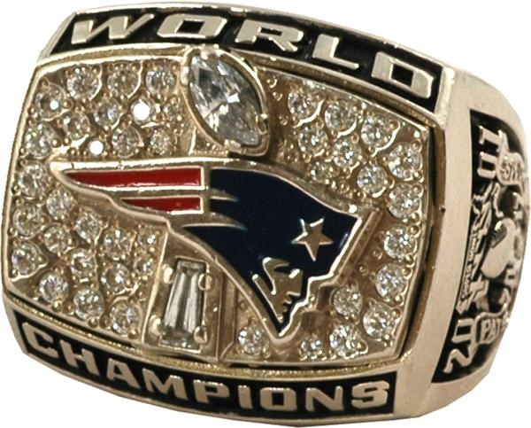 - 2001 New England Patriots Super Bowl XXXVI World Champions Ring