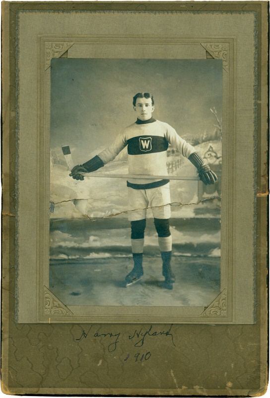 Hockey Autographs - Harry Hyland Vintage Signed Studio Shot