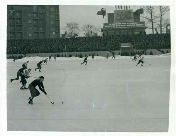 Hockey - 1950-60&#39;s International And Olympic Ice Hockey Press Photo Collection (30)