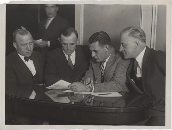 - Red Grange Signs First Pro Contract (1925)