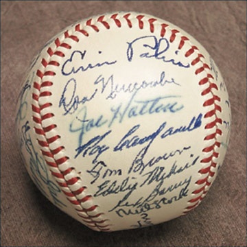 Jackie Robinson & Brooklyn Dodgers - 1949 Brooklyn Dodgers Team Signed Baseball
