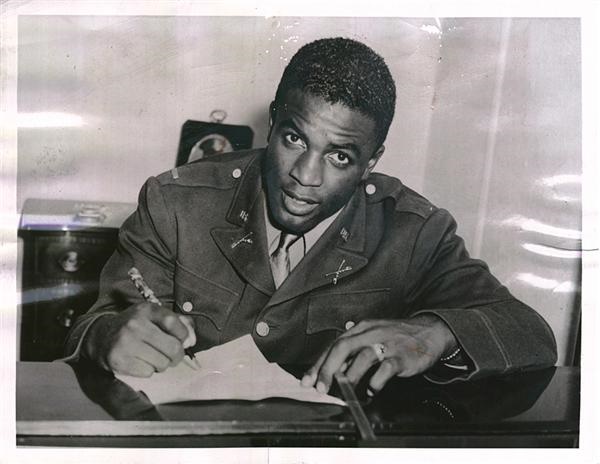 Jackie Robinson & Brooklyn Dodgers - Jackie Robinson in the Military (2)