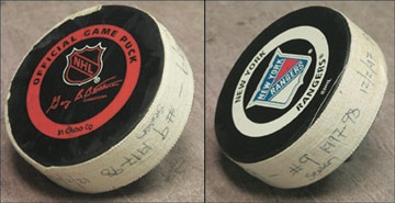 Mike Folga Collection - 1997-98 Wayne Gretzky NY Rangers Goal Puck
