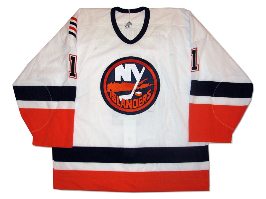 Hockey - 1999-00 Roberto Luongo New York Islanders Game Worn Jersey