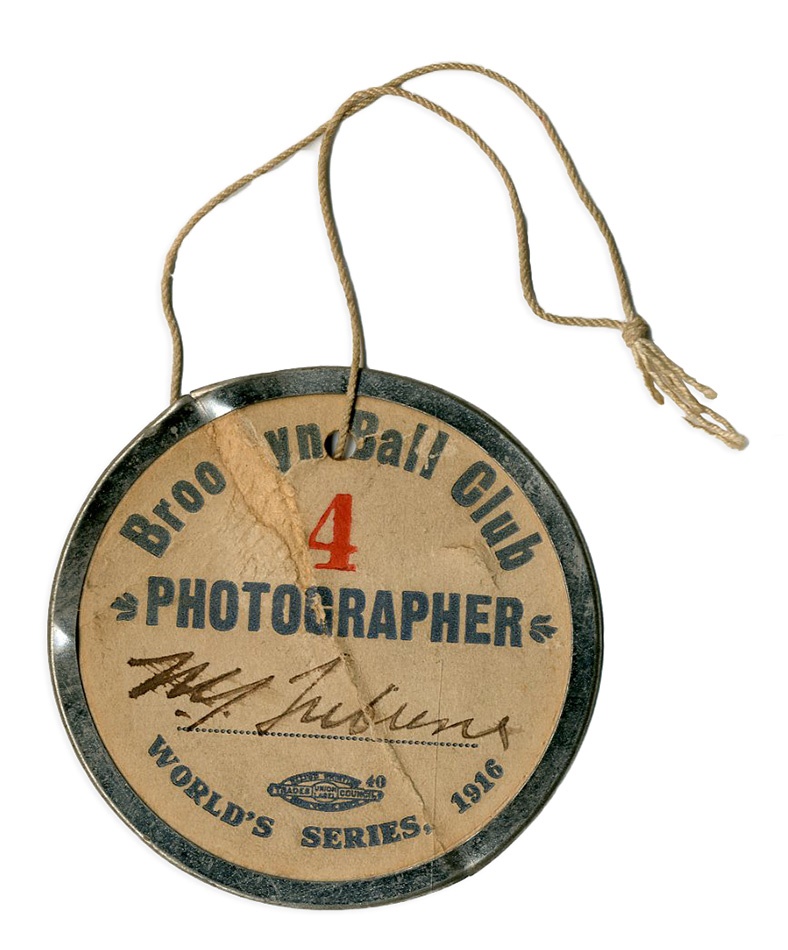 Jackie Robinson & Brooklyn Dodgers - 1916 World Series Brooklyn Dodgers Photographers Press Pass/Pin