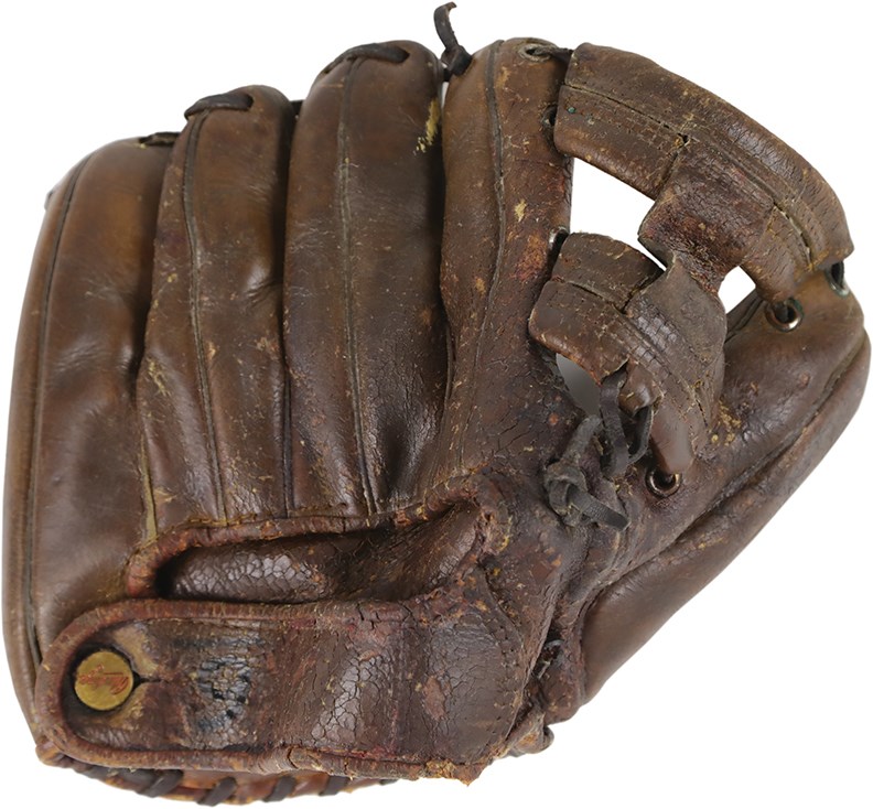 - Circa 1956 Carl Furillo Brooklyn Dodgers Game Worn Fielder's Glove