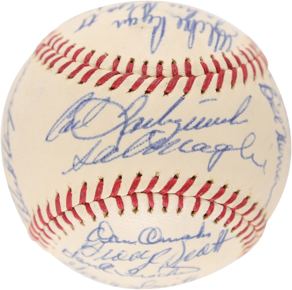 Baseball Autographs - High Grade 1966 Boston Red Sox Team-Signed Baseball (PSA)