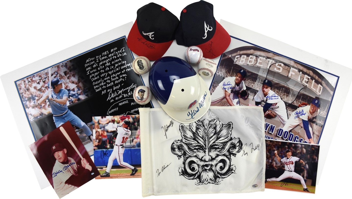 Baseball Autographs - Baseball Memorabilia and Autograph Collection (45+)