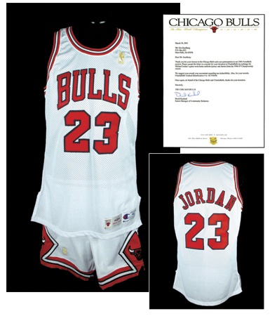 Basketball - 1996-97 Michael Jordan Chicago Bulls Game Worn Uniform with Bulls Letter