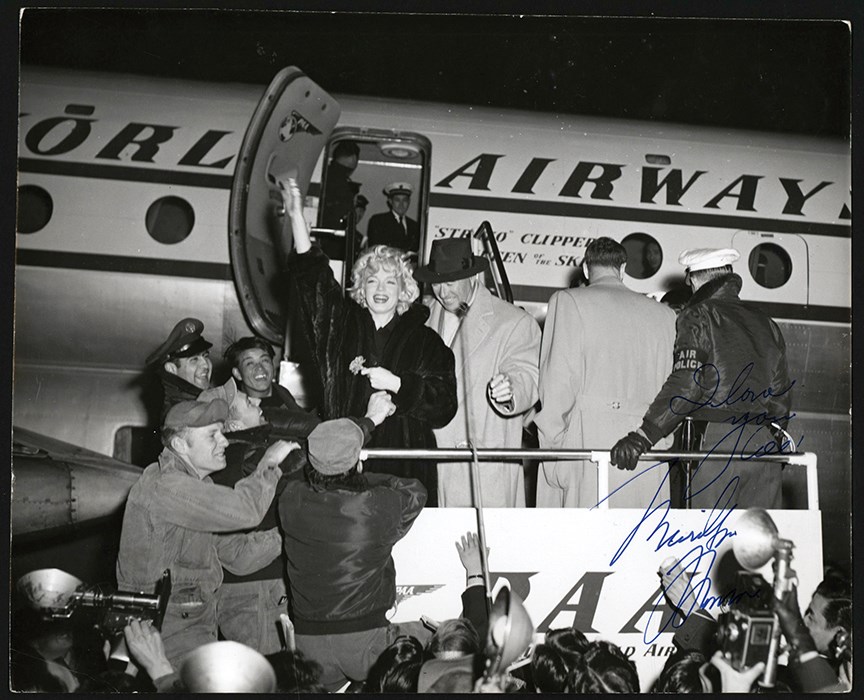 1954 Marilyn Monroe Arrives in Tokyo for Her Honeymoon Photograph - Secretarially Signed (PSA Type II)