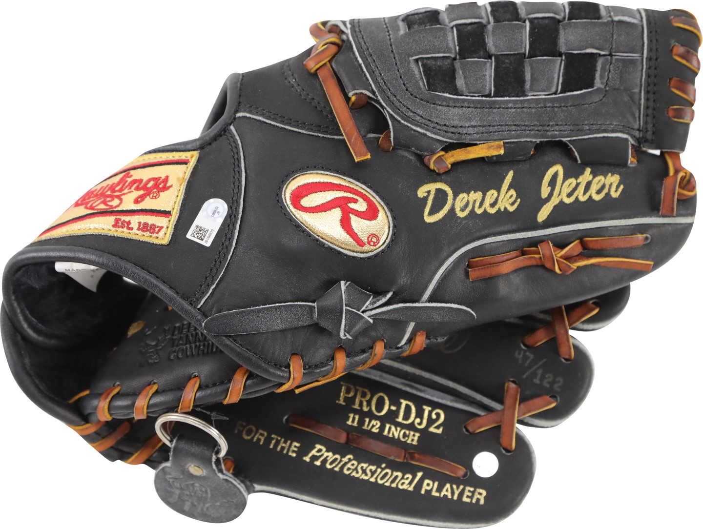Derek Jeter Signed Game Model Stat Embroidered Glove LE 47/22 (MLB & Steiner)