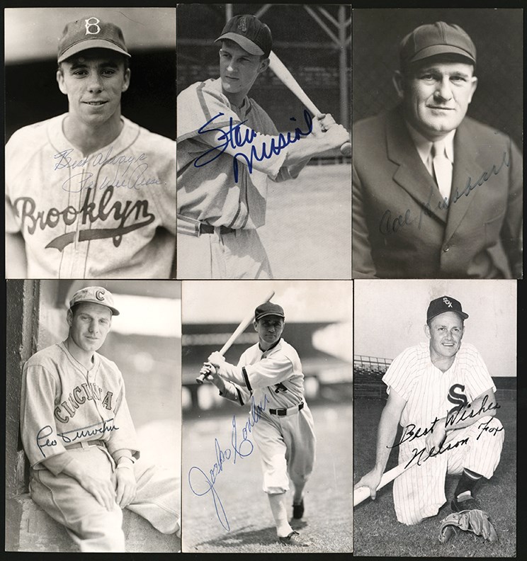 Baseball Autographs - Signed Hall of Fame Real-Photo Postcard Collection (40)