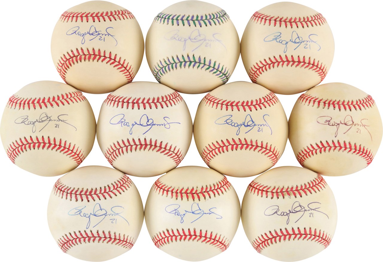 Baseball Autographs - (18) Roger Clemens Single Signed Baseballs