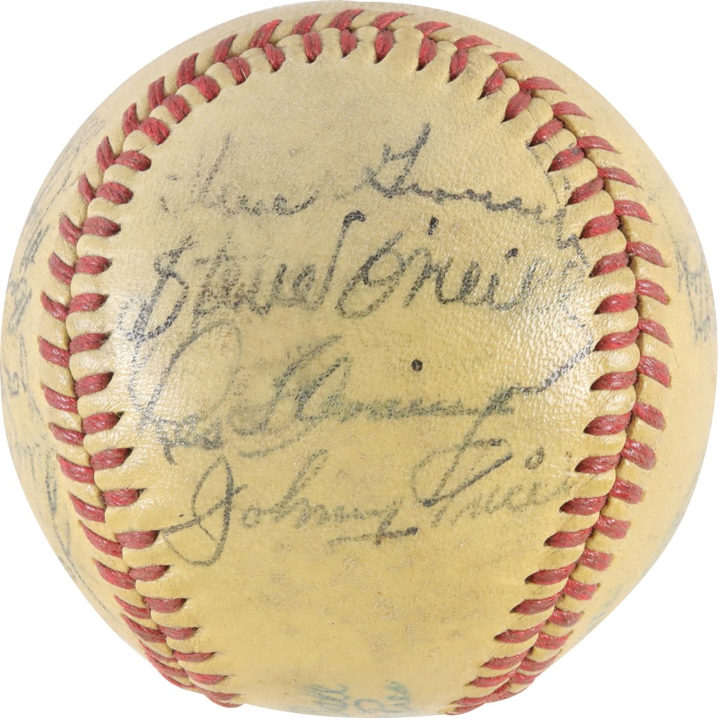 Baseball Autographs - 1946 Cleveland Indians Team Signed Baseball