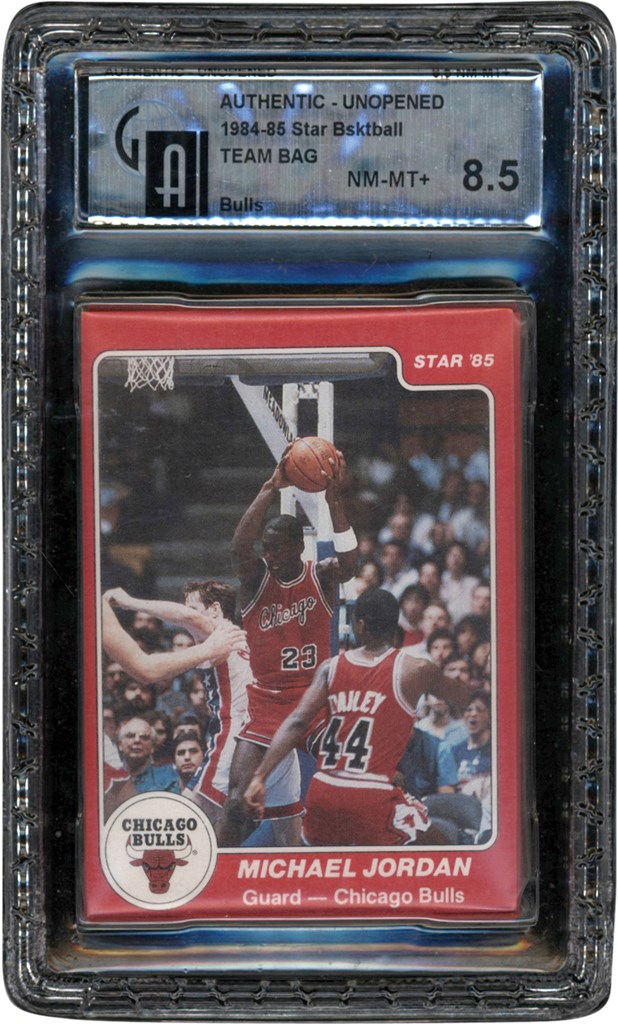 - 984-1985 Star Basketball Chicago Bulls Sealed Team Bag w/Michael Jordan Rookie GAI 8.5