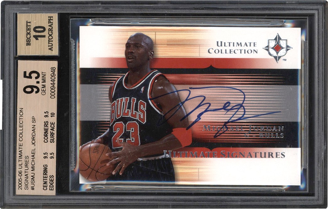 005-2006 Ultimate Collection Basketball Signatures #USMJ Michael Jordan Autograph Card BGS GEM MINT 9.5 Auto 10 (True Gem+)