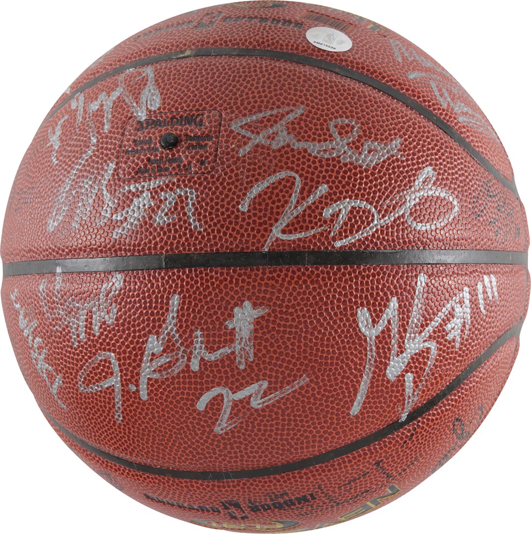 - 2007 NBA Rookie Draft Class Signed Basketball w/Kevin Durant (NBA COA)
