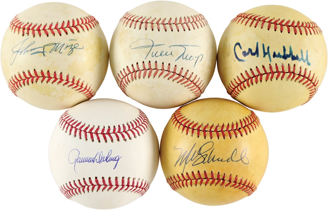 Baseball Autographs - Signed Baseball Collection w/Willie Mays & Carl Hubbell (16)