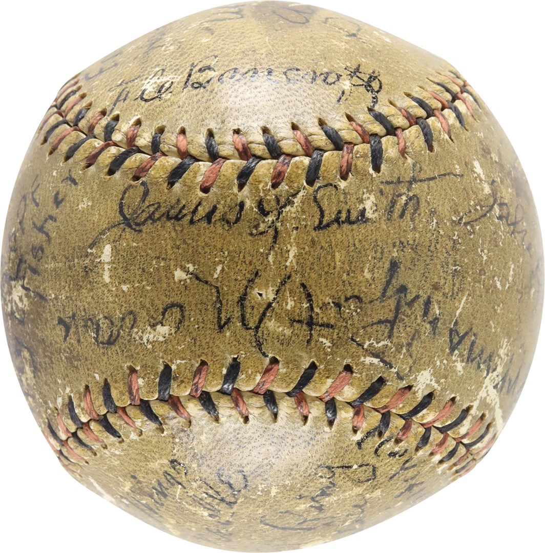 1919 World Champion Cincinnati Reds Team-Signed Baseball (JSA)