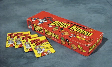 - 1971 Topps Bugs Bunny Tattoos Wax Box