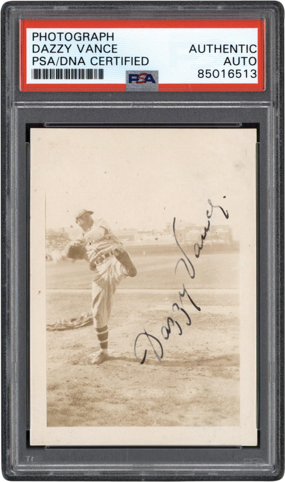 Baseball Autographs - Dazzy Vance Signed Photograph (PSA)