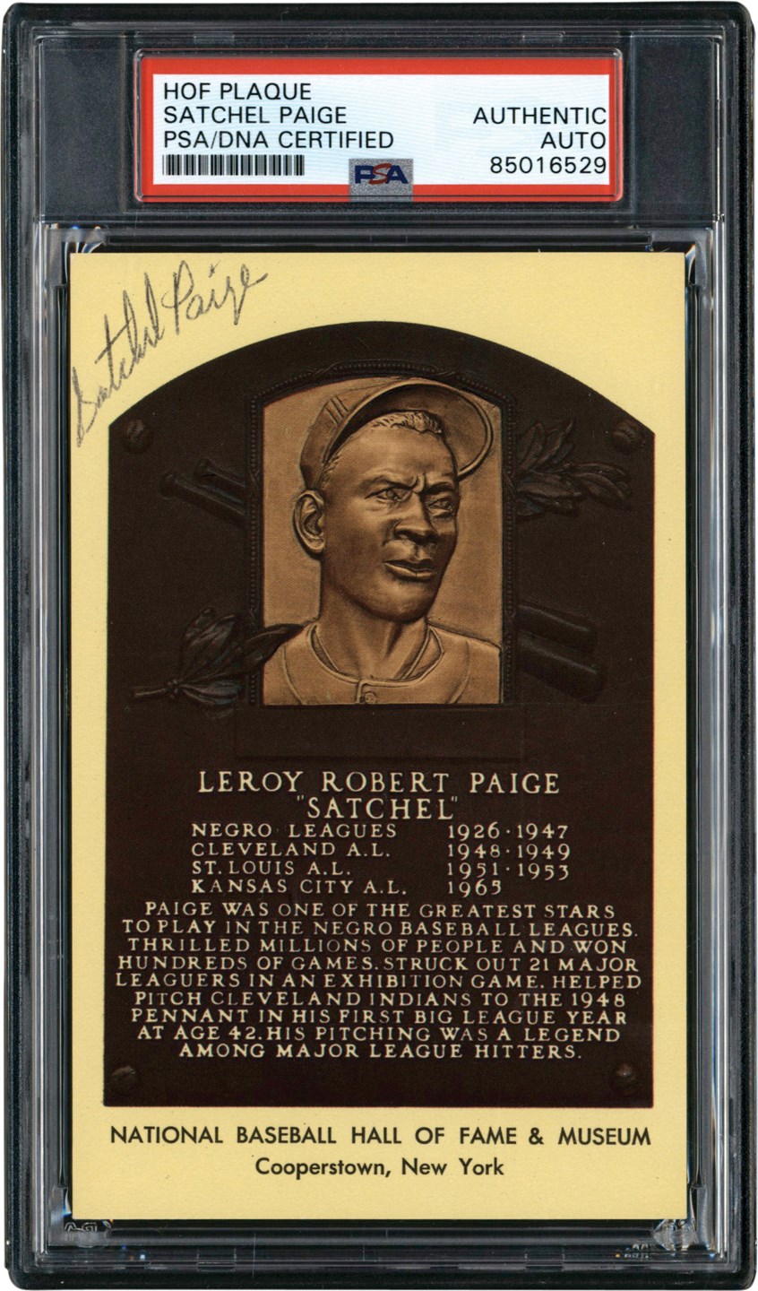 Baseball Autographs - Satchel Paige Signed Yellow Hall of Fame Plaque Postcard (PSA)