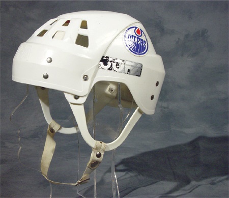 - 1986 Wayne Gretzky Edmonton Oilers Game Worn Helmet