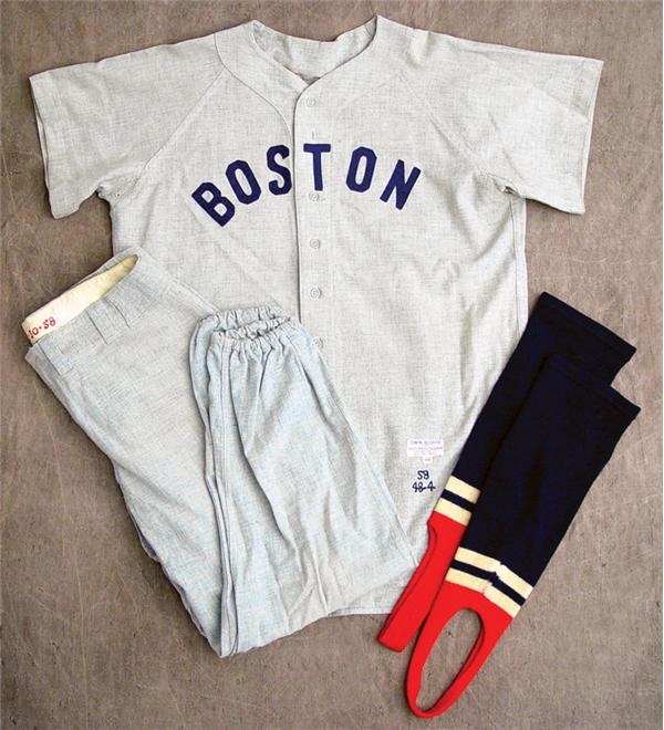 - 1958 Carl Mays Game Worn Old Timer Complete Uniform