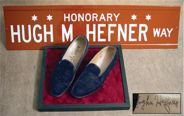 - Hugh Hefner PLAYBOY Slippers