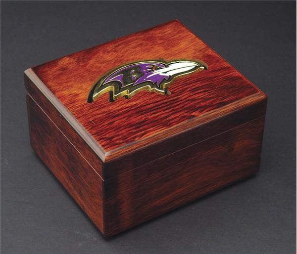 - 2000 Baltimore Ravens Superbowl Ring Box