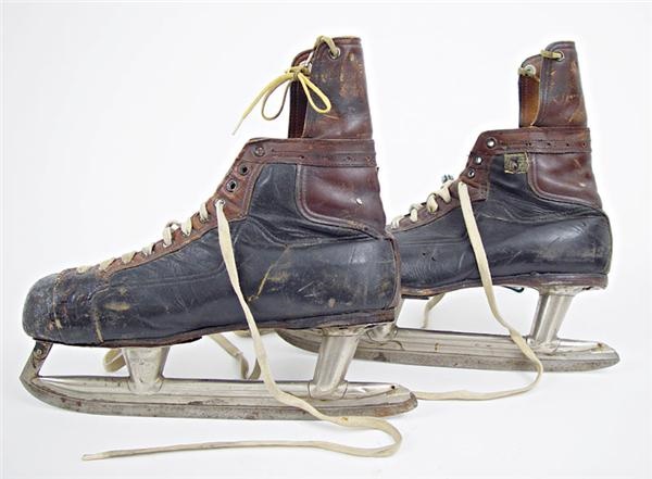 - Dit Clapper's 1929 Stanley Cup Championship Worn Skates