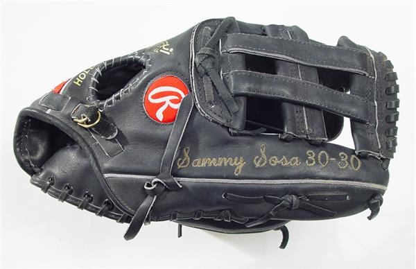 Baseball Equipment - 1996 Sammy Sosa Game Used Glove