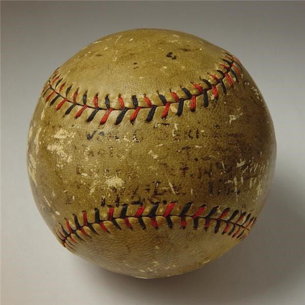 - 1925 Pittsburgh Pirates Team Signed Baseball from the Sporting News Archive