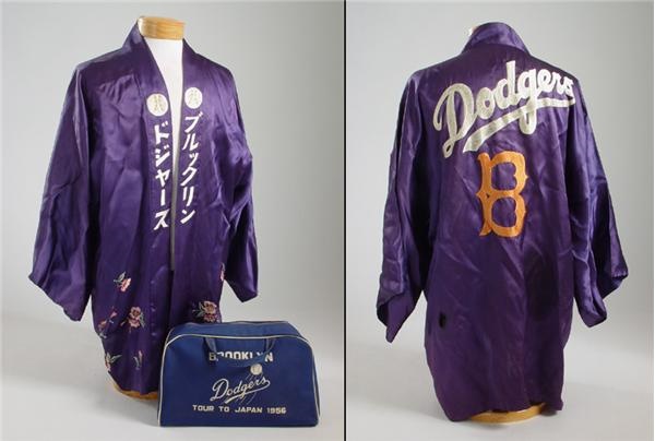 Dodgers - 1956 Dodgers Kimono & Travel Bag