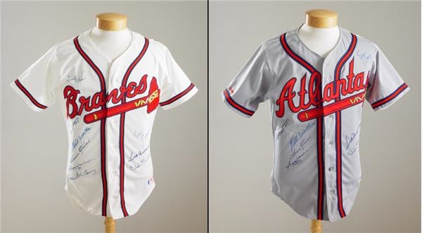 Baseball Autographs - 500 Home Run Club Signed Jerseys (2)