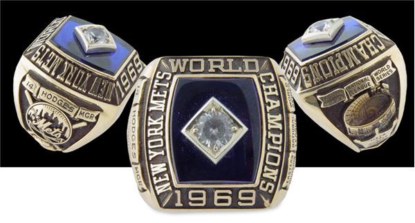 - 1969 Gil Hodges New York Mets World Series Ring