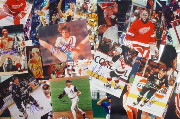 Baseball Autographs - Huge Sports Signed Photo Collection (900)