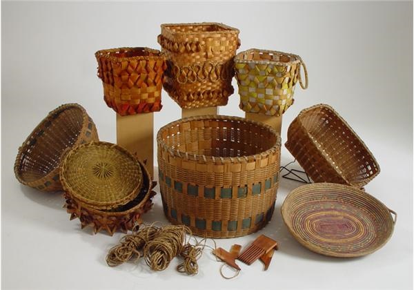 - 19th Century Penobscot Indians Baskets (7)