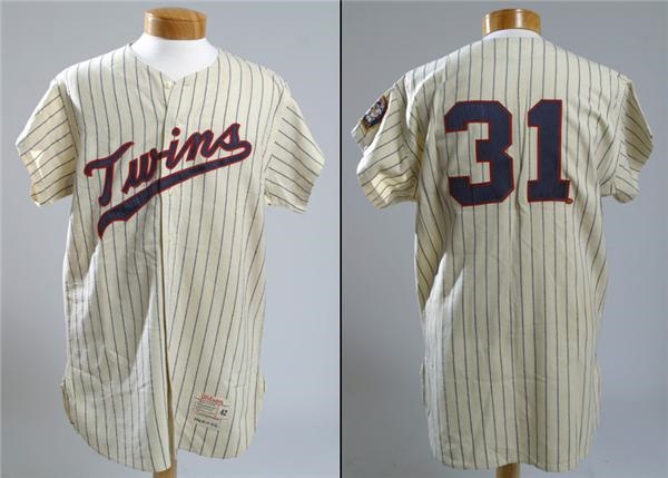 - 1964 Jim Perry Game Worn Twins Jersey