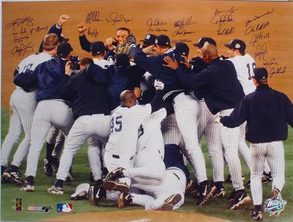 NY Yankees, Giants & Mets - 1999 Yankees World Series Signed Photo 30 x 40