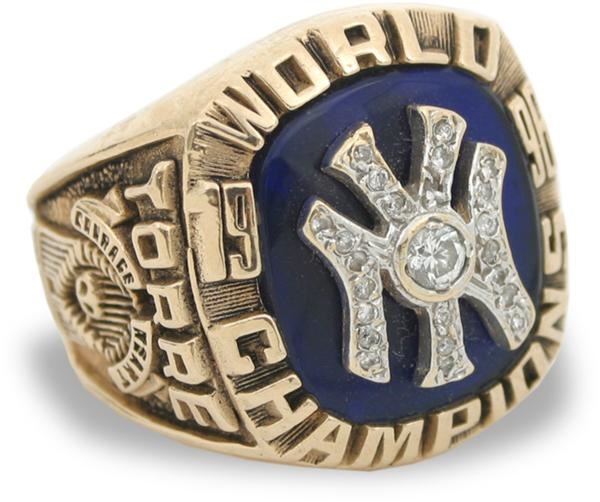 - 1996 Joe Torre Yankee Replica World Series Ring