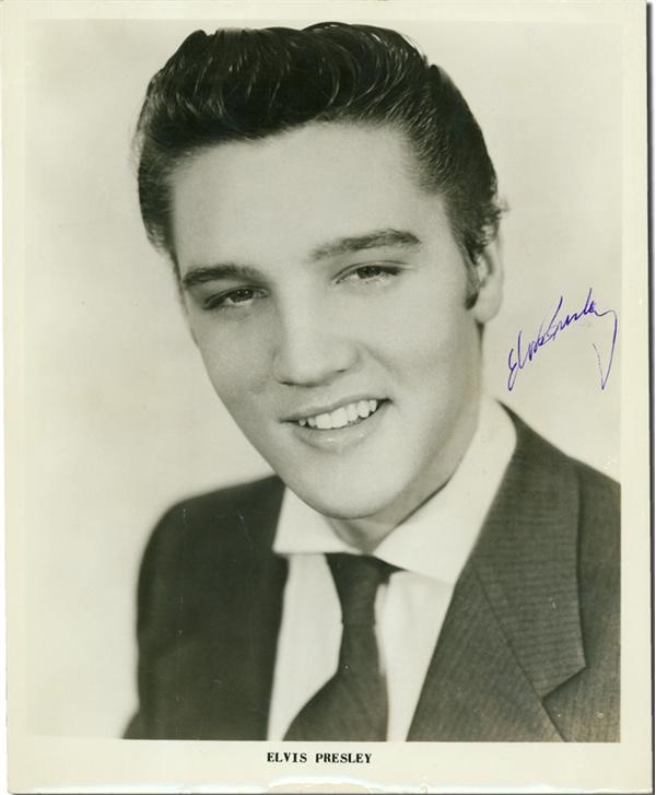 - Incredible Elvis Presley Signed Photo (Circa 1955)