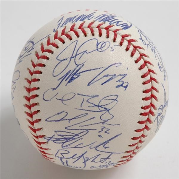- 2004 Montreal Expos Autographed Baseball
